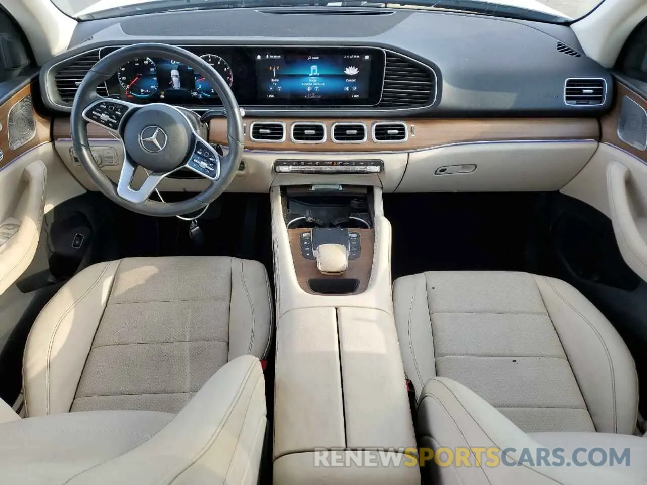8 Photograph of a damaged car 4JGFB4JB0NA700139 MERCEDES-BENZ GLE-CLASS 2022