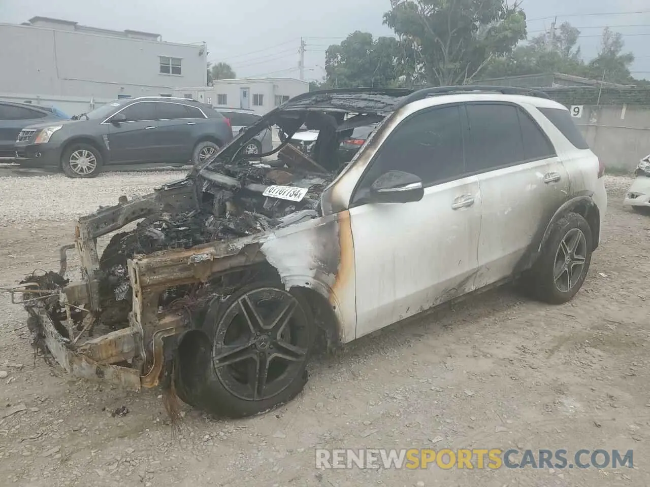 1 Photograph of a damaged car 4JGFB4JB0NA814593 MERCEDES-BENZ GLE-CLASS 2022