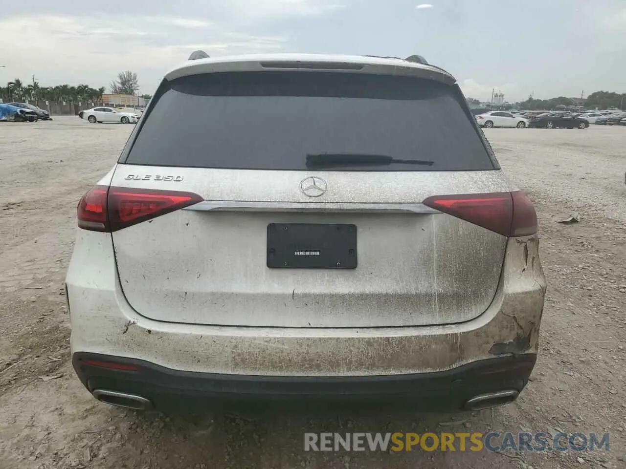 6 Photograph of a damaged car 4JGFB4JB0NA814593 MERCEDES-BENZ GLE-CLASS 2022