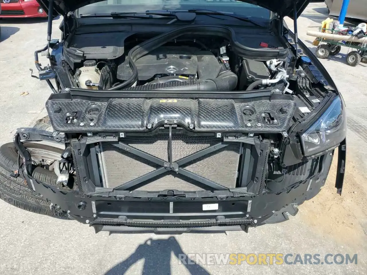 12 Photograph of a damaged car 4JGFB4JB1NA806843 MERCEDES-BENZ GLE-CLASS 2022