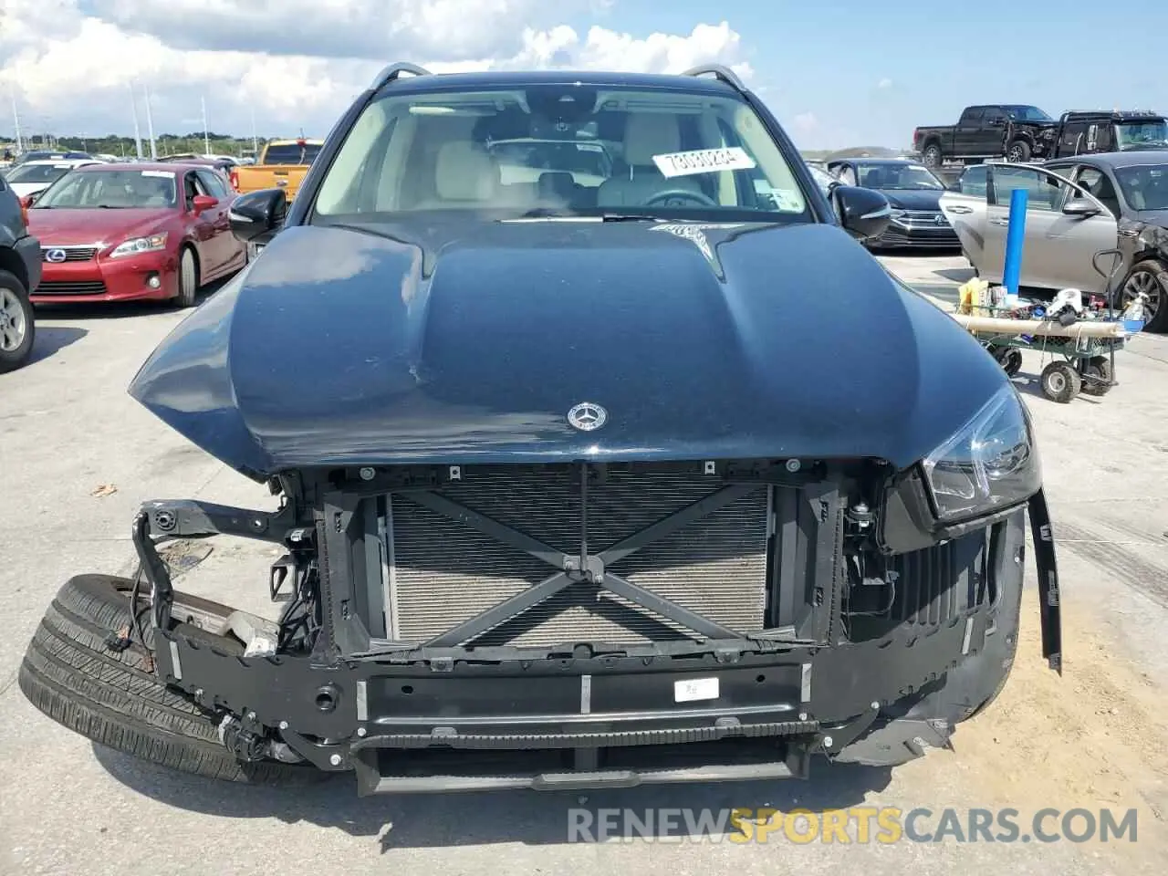 5 Photograph of a damaged car 4JGFB4JB1NA806843 MERCEDES-BENZ GLE-CLASS 2022