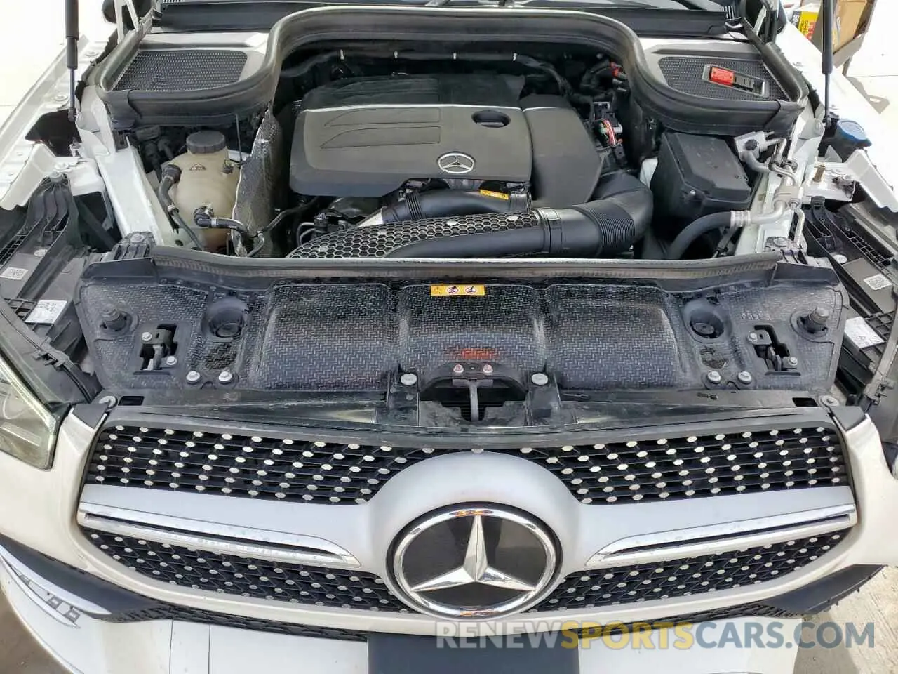 7 Photograph of a damaged car 4JGFB4JB3NA591577 MERCEDES-BENZ GLE-CLASS 2022