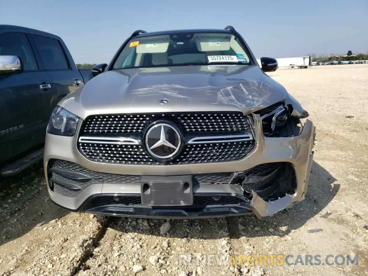 5 Photograph of a damaged car 4JGFB4JB3NA617269 MERCEDES-BENZ GLE-CLASS 2022
