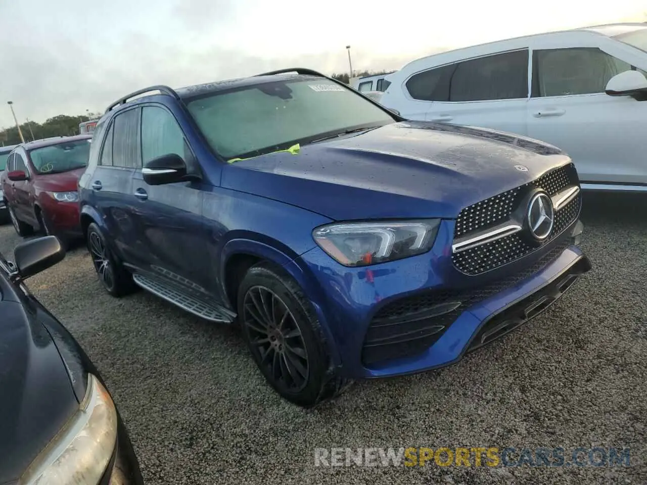 4 Photograph of a damaged car 4JGFB4JB3NA657058 MERCEDES-BENZ GLE-CLASS 2022
