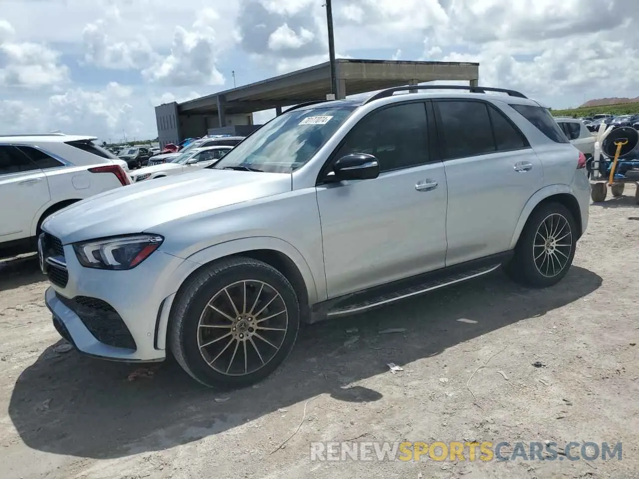 1 Photograph of a damaged car 4JGFB4JB4NA682826 MERCEDES-BENZ GLE-CLASS 2022