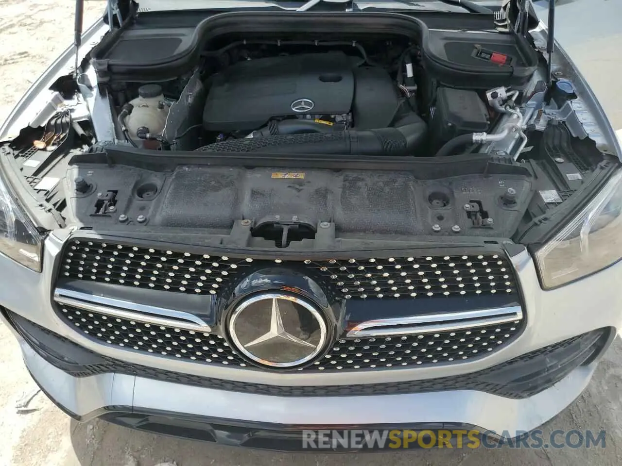 12 Photograph of a damaged car 4JGFB4JB4NA682826 MERCEDES-BENZ GLE-CLASS 2022