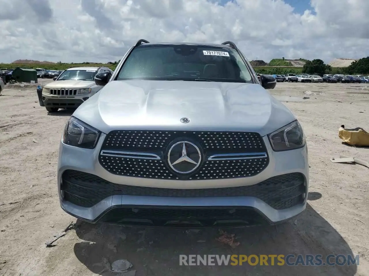 5 Photograph of a damaged car 4JGFB4JB4NA682826 MERCEDES-BENZ GLE-CLASS 2022