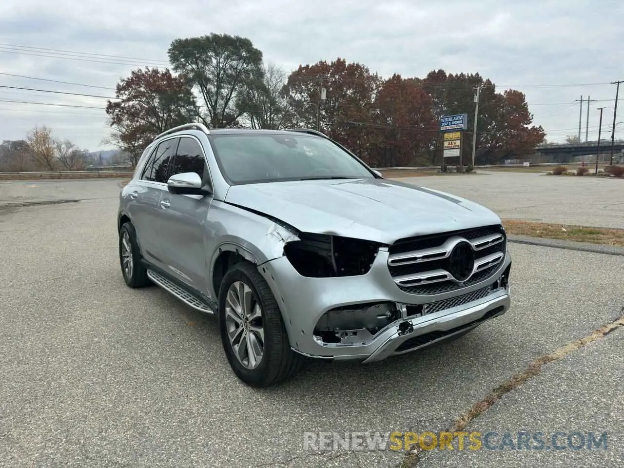 1 Photograph of a damaged car 4JGFB4JB4NA720572 MERCEDES-BENZ GLE-CLASS 2022
