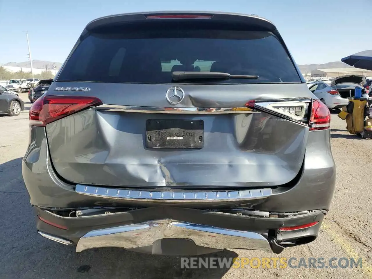 6 Photograph of a damaged car 4JGFB4JB5NA619542 MERCEDES-BENZ GLE-CLASS 2022