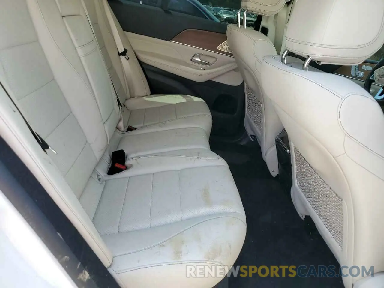 11 Photograph of a damaged car 4JGFB4JB7NA831438 MERCEDES-BENZ GLE-CLASS 2022
