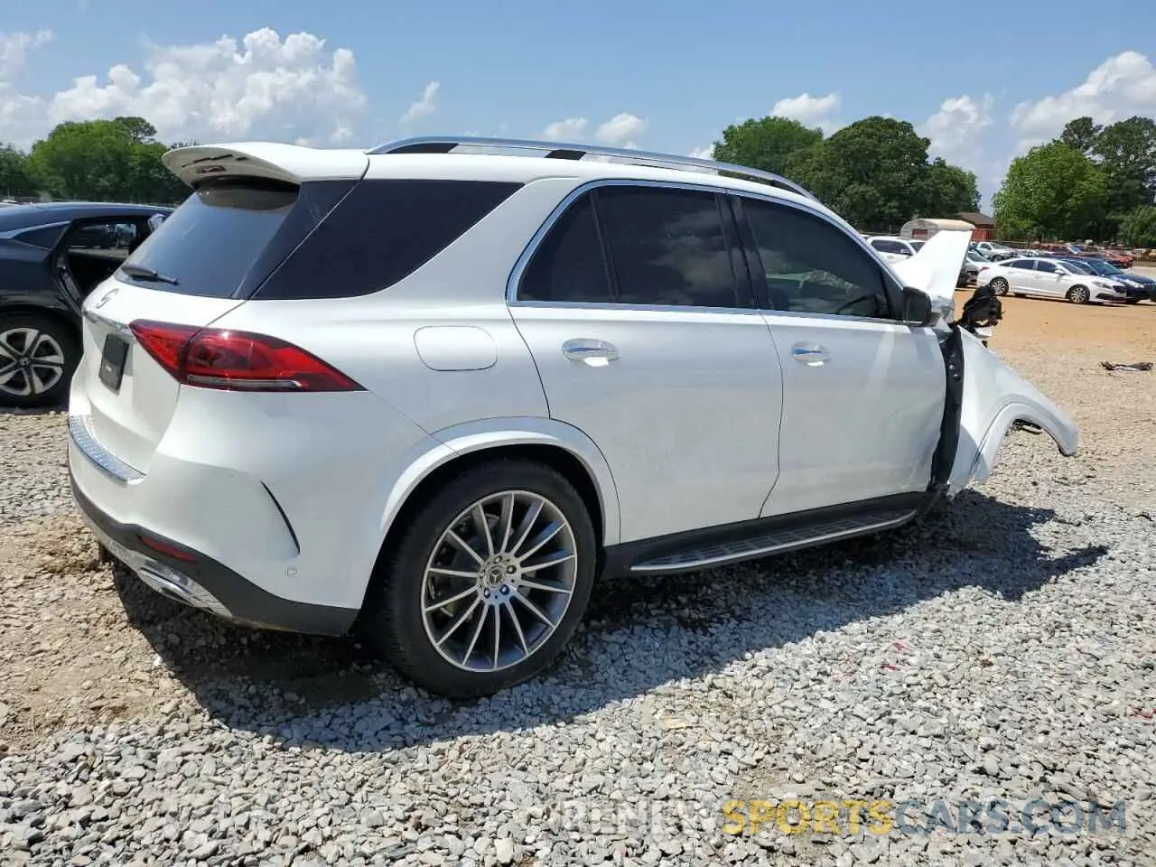 3 Photograph of a damaged car 4JGFB4JB7NA831438 MERCEDES-BENZ GLE-CLASS 2022