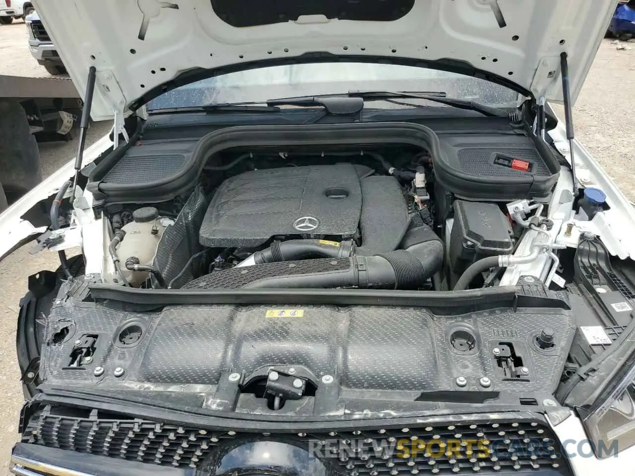 11 Photograph of a damaged car 4JGFB4JB8NA747810 MERCEDES-BENZ GLE-CLASS 2022