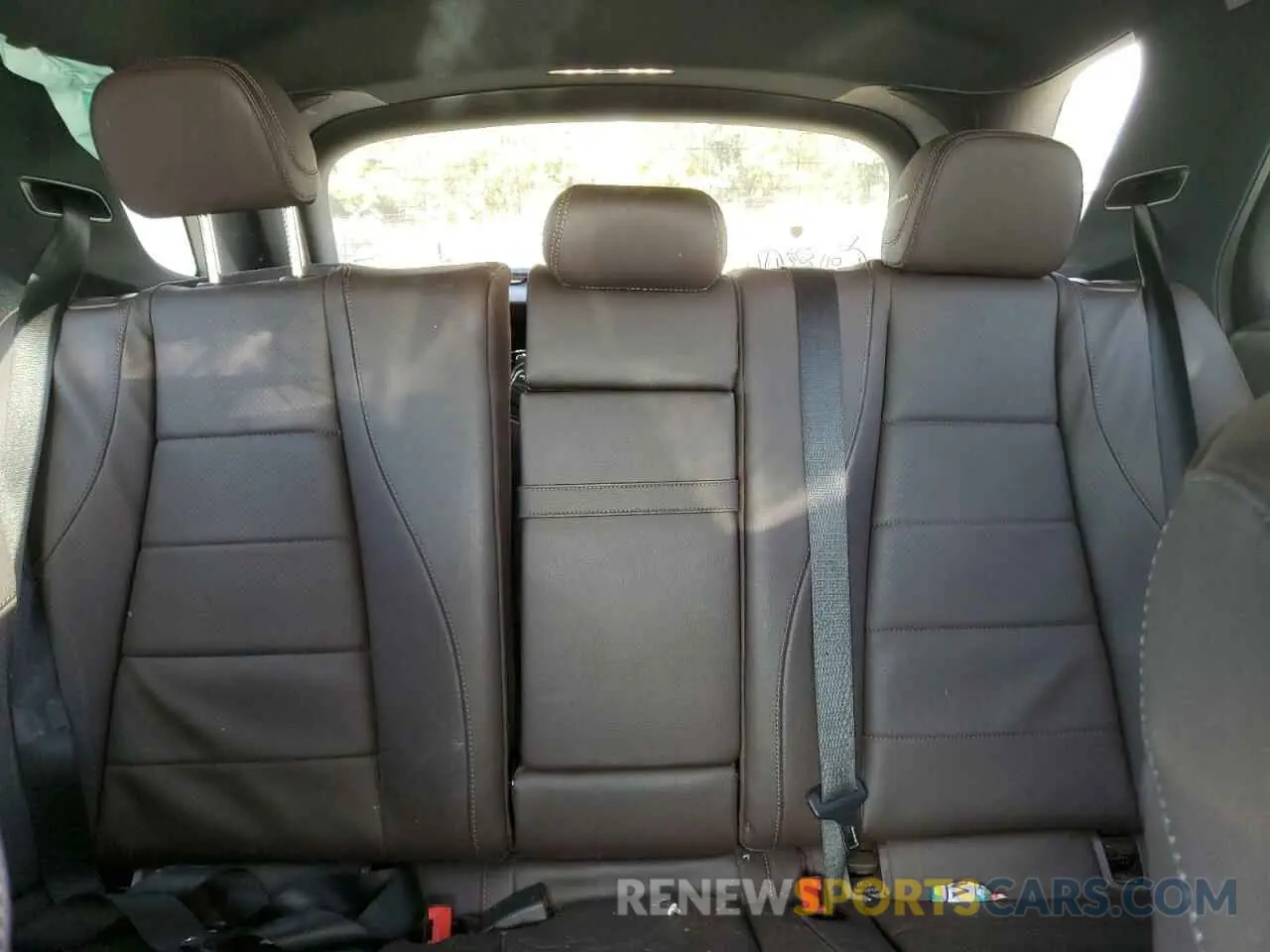 10 Photograph of a damaged car 4JGFB4JB9NA657954 MERCEDES-BENZ GLE-CLASS 2022