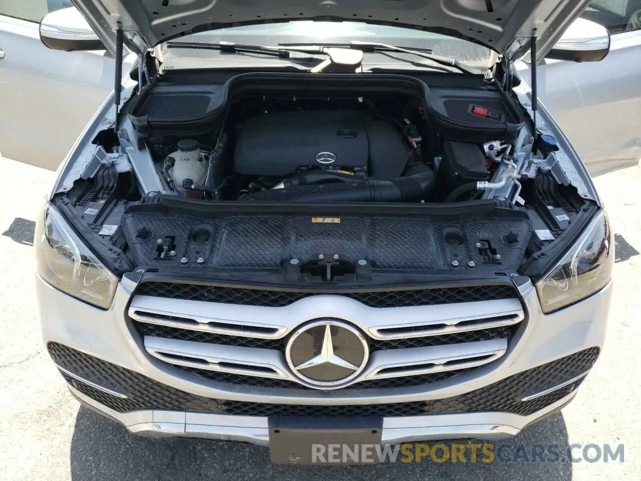 11 Photograph of a damaged car 4JGFB4JB9NA670414 MERCEDES-BENZ GLE-CLASS 2022
