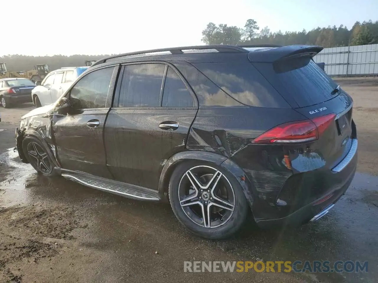 2 Photograph of a damaged car 4JGFB4JBXNA647675 MERCEDES-BENZ GLE-CLASS 2022