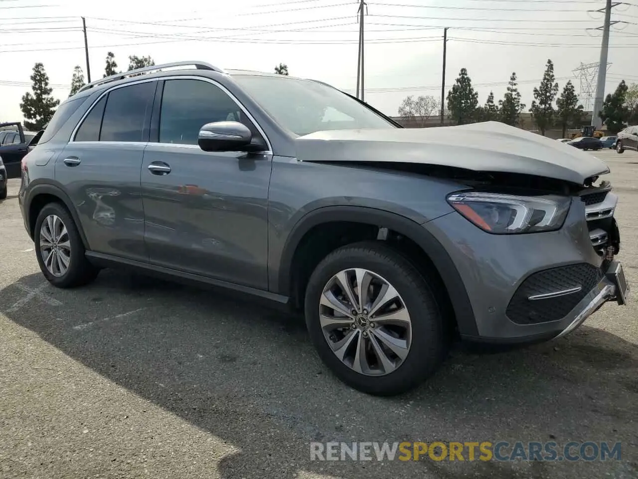 4 Photograph of a damaged car 4JGFB4KB0NA723533 MERCEDES-BENZ GLE-CLASS 2022