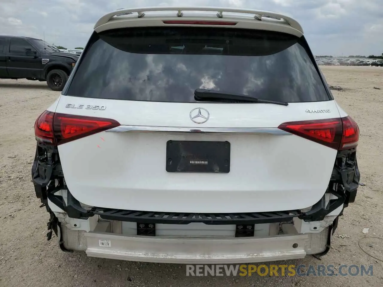 6 Photograph of a damaged car 4JGFB4KB2NA671936 MERCEDES-BENZ GLE-CLASS 2022