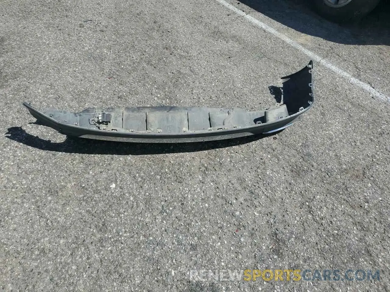 13 Photograph of a damaged car 4JGFB4KB3NA683884 MERCEDES-BENZ GLE-CLASS 2022