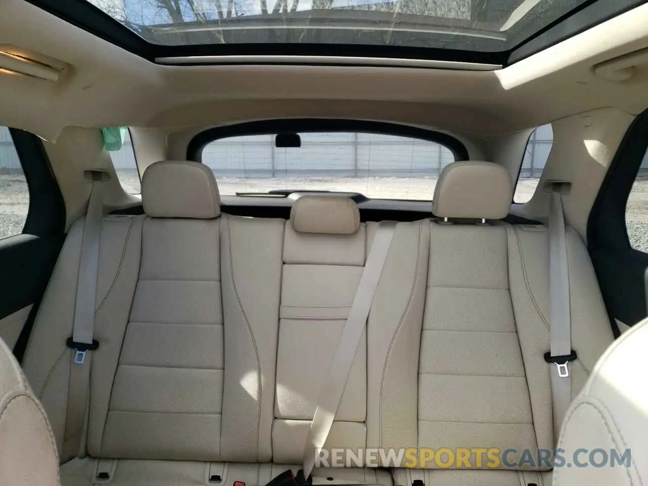 10 Photograph of a damaged car 4JGFB4KB4NA605291 MERCEDES-BENZ GLE-CLASS 2022
