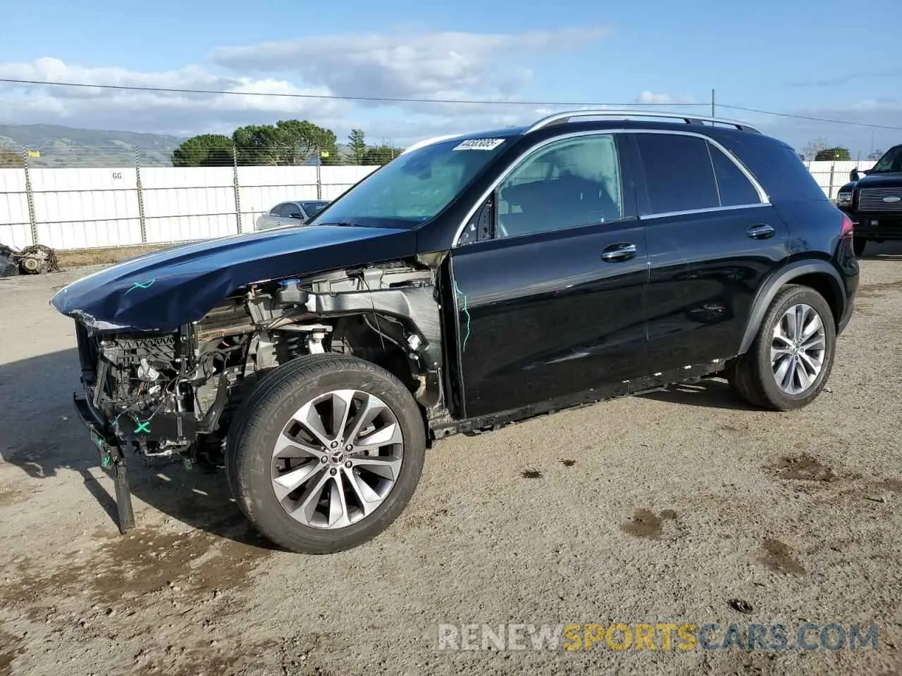 1 Photograph of a damaged car 4JGFB4KB4NA651722 MERCEDES-BENZ GLE-CLASS 2022