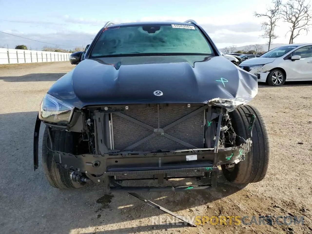 5 Photograph of a damaged car 4JGFB4KB4NA651722 MERCEDES-BENZ GLE-CLASS 2022