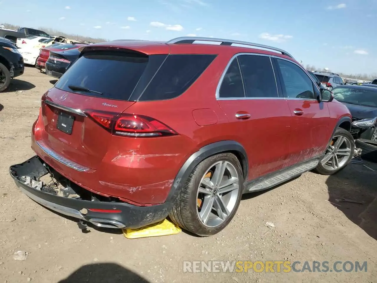 3 Photograph of a damaged car 4JGFB4KB4NA711952 MERCEDES-BENZ GLE-CLASS 2022