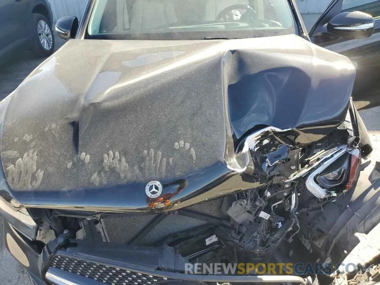 14 Photograph of a damaged car 4JGFB4KB5NA752624 MERCEDES-BENZ GLE-CLASS 2022
