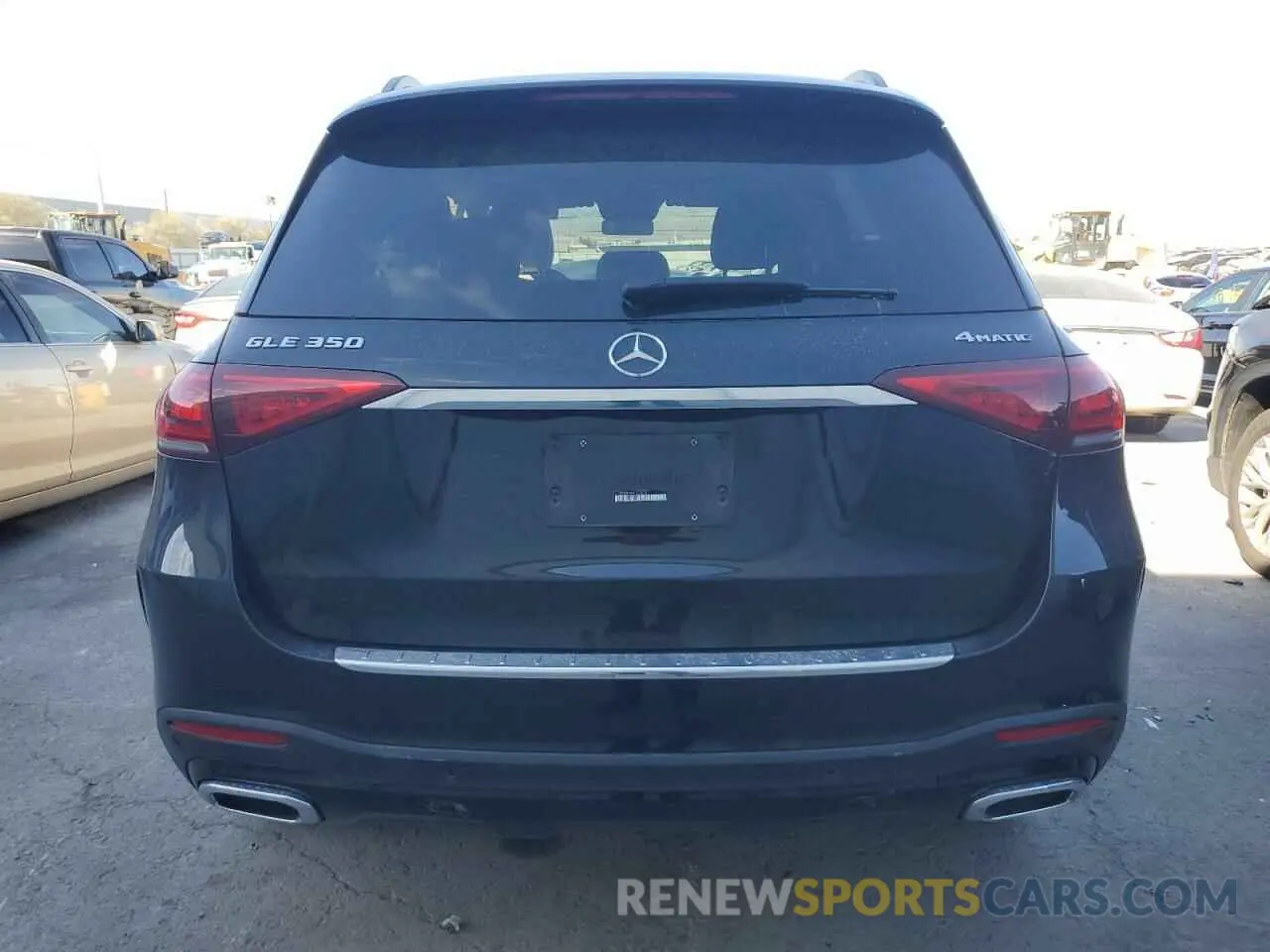 6 Photograph of a damaged car 4JGFB4KB5NA752624 MERCEDES-BENZ GLE-CLASS 2022