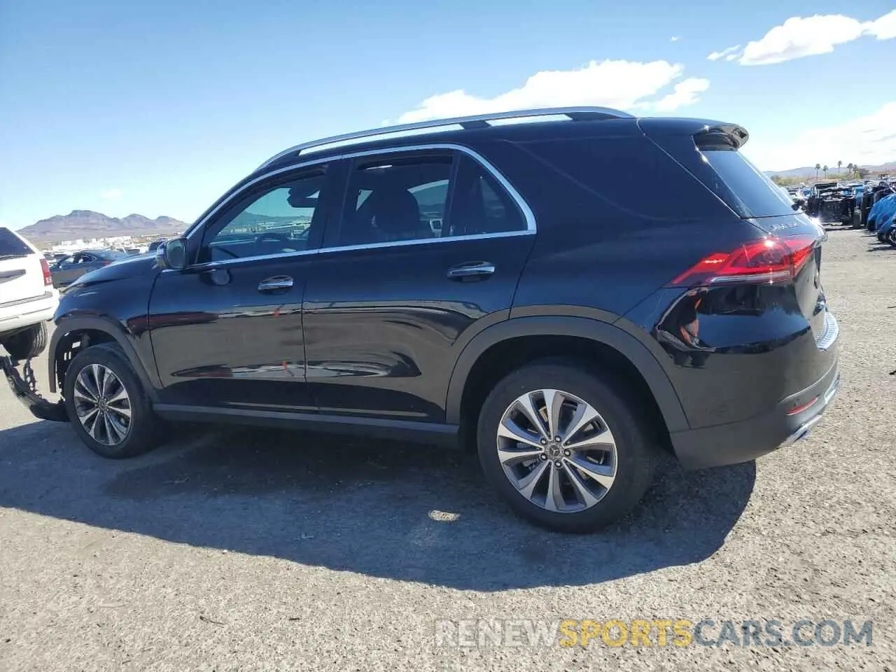 2 Photograph of a damaged car 4JGFB4KB6NA642651 MERCEDES-BENZ GLE-CLASS 2022
