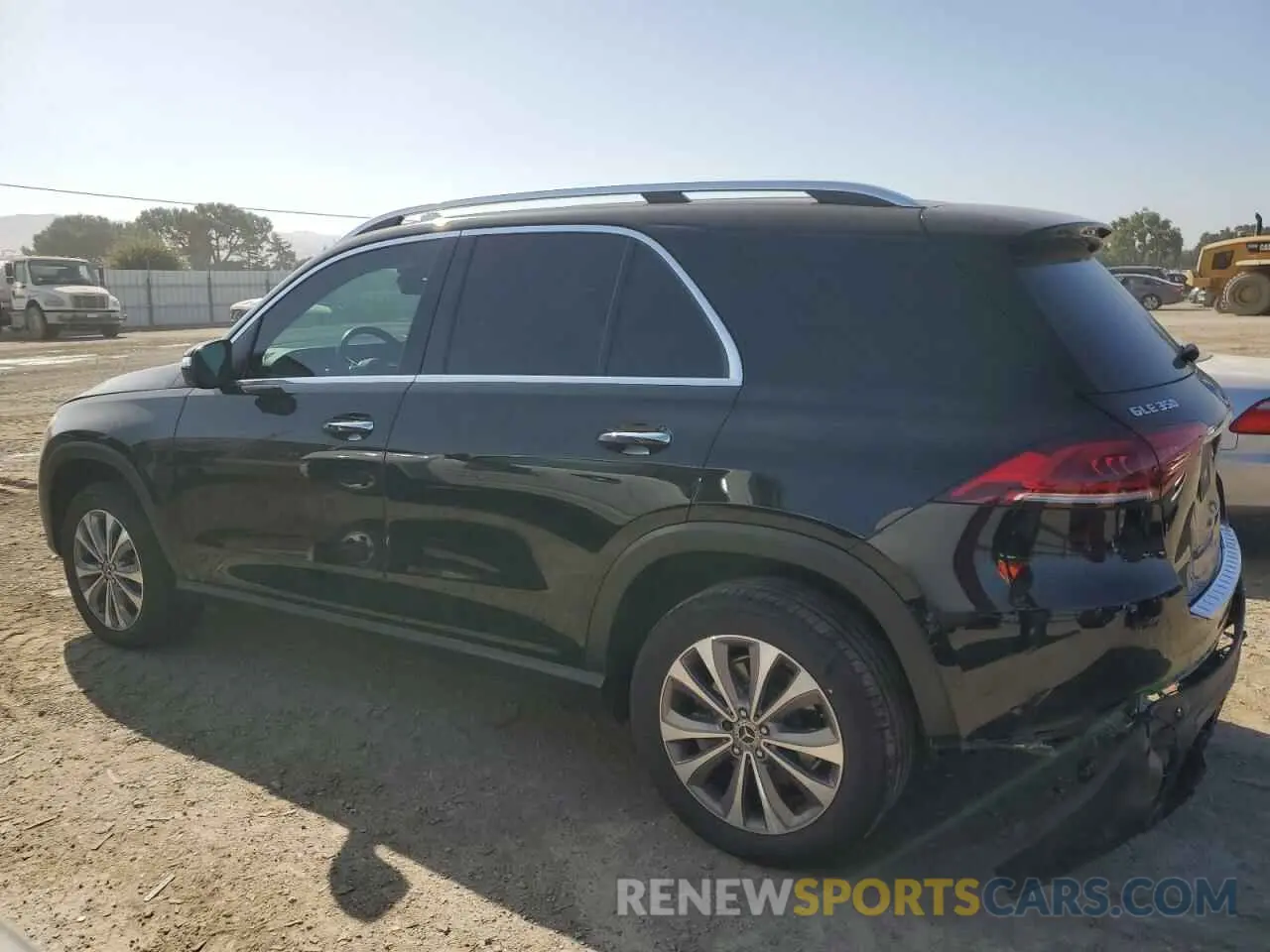 2 Photograph of a damaged car 4JGFB4KB8NA604077 MERCEDES-BENZ GLE-CLASS 2022