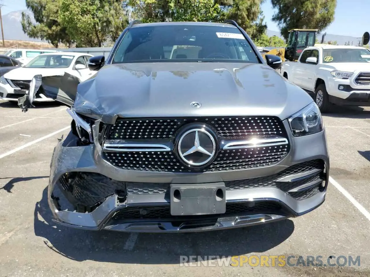 5 Photograph of a damaged car 4JGFB4KB9NA627383 MERCEDES-BENZ GLE-CLASS 2022