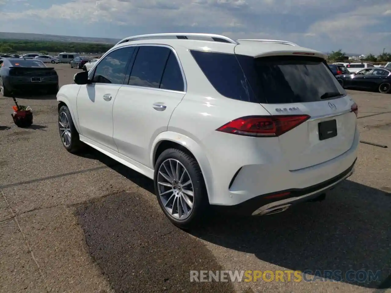 3 Photograph of a damaged car 4JGFB5KB0NA701344 MERCEDES-BENZ GLE-CLASS 2022