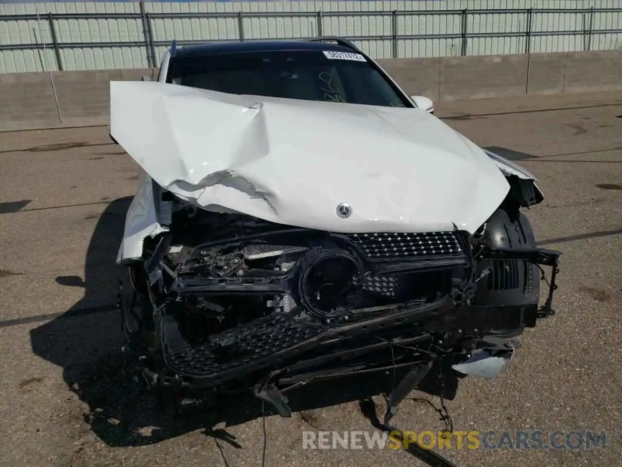 9 Photograph of a damaged car 4JGFB5KB0NA701344 MERCEDES-BENZ GLE-CLASS 2022