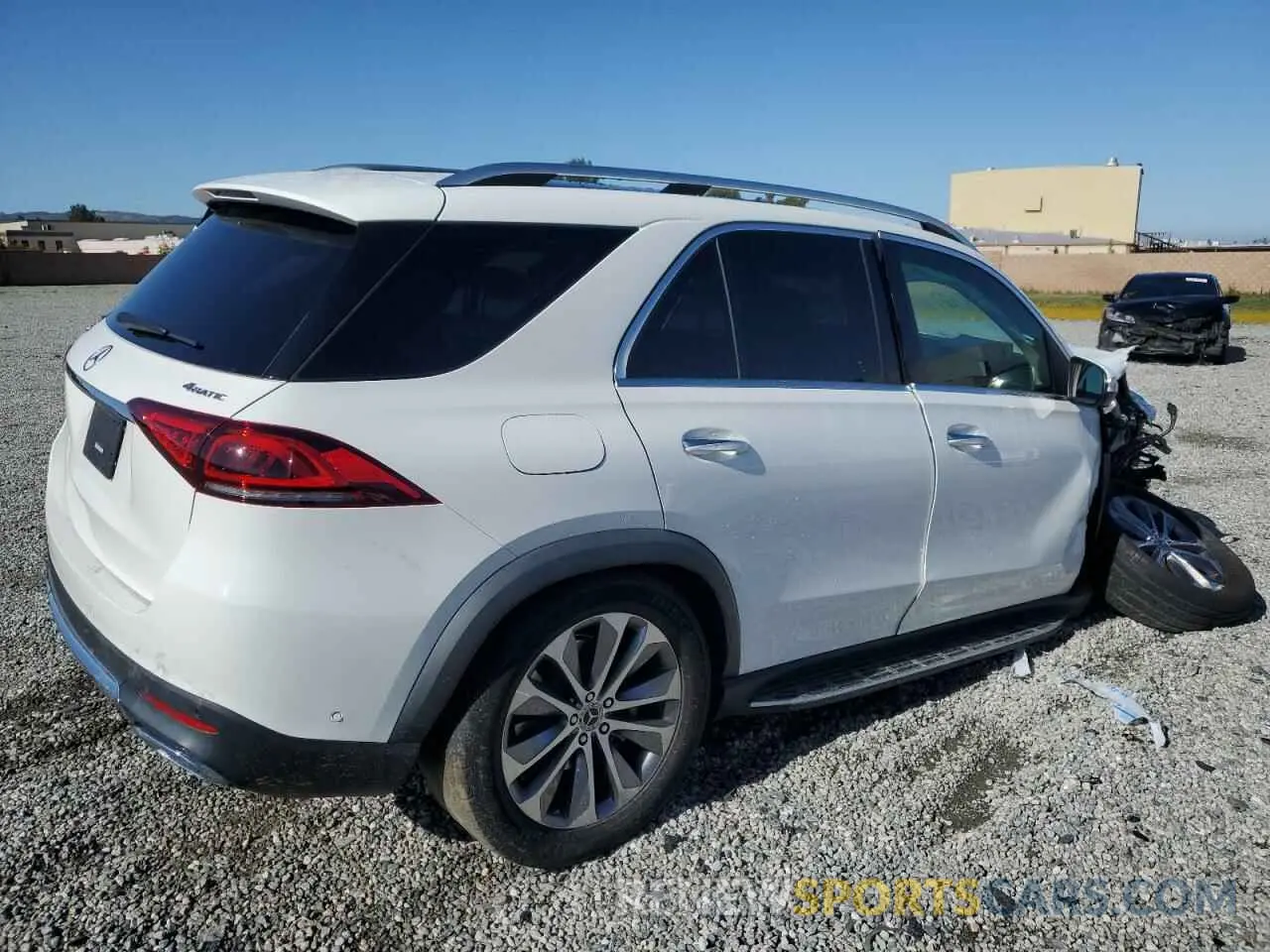 3 Photograph of a damaged car 4JGFB5KB1NA602144 MERCEDES-BENZ GLE-CLASS 2022
