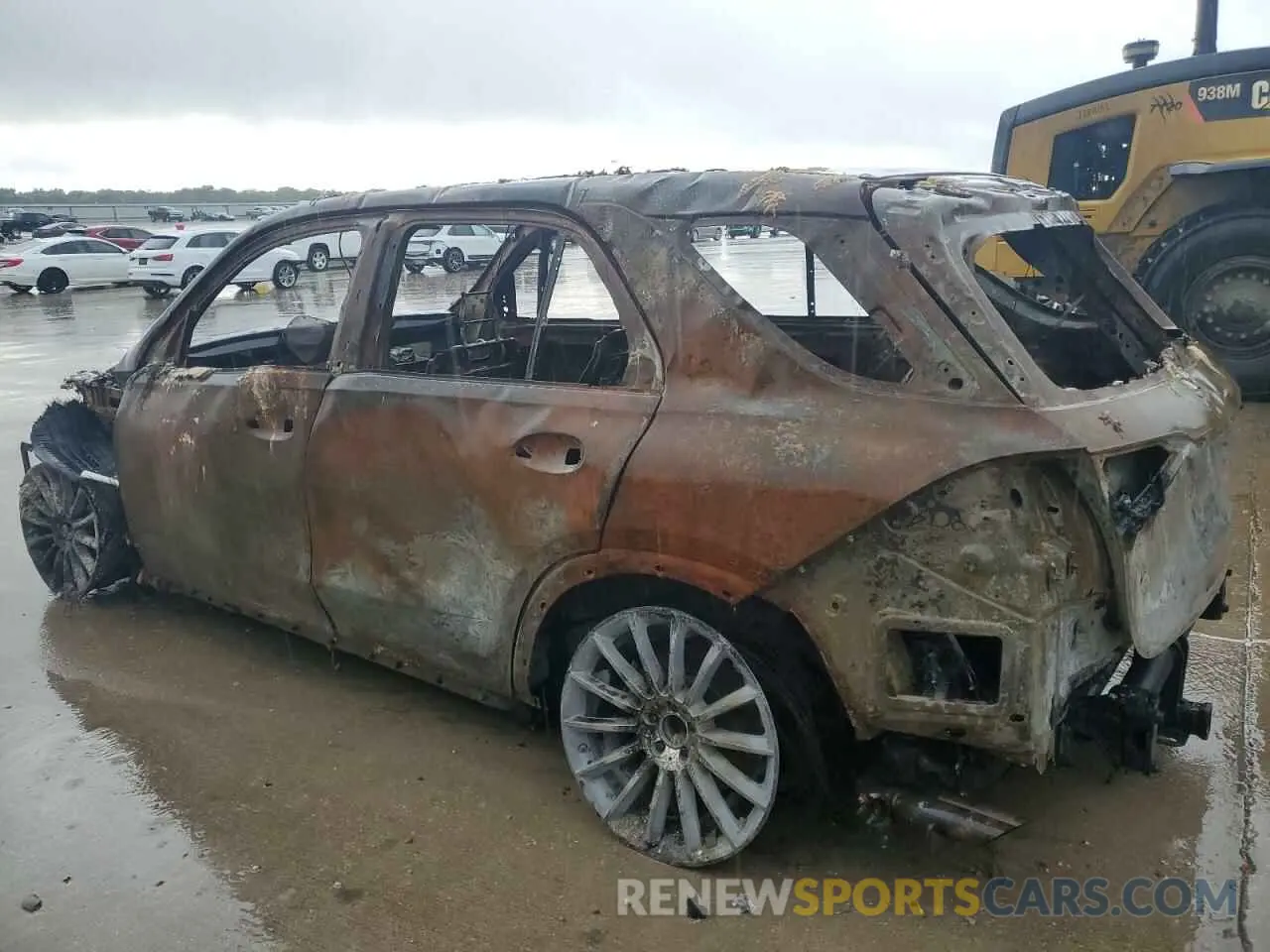 2 Photograph of a damaged car 4JGFB5KB2NA628428 MERCEDES-BENZ GLE-CLASS 2022