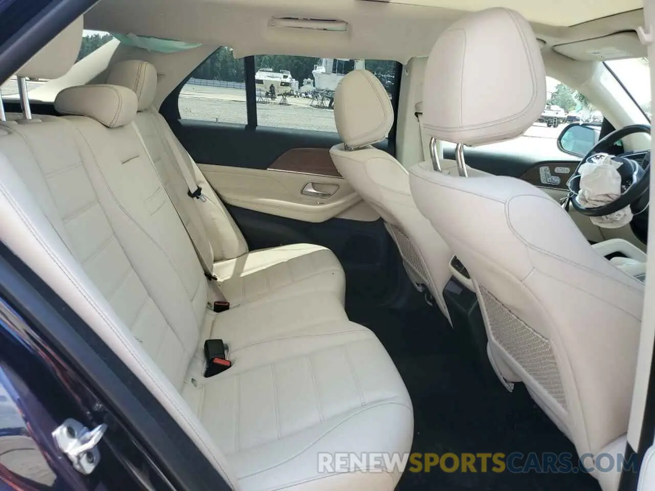 11 Photograph of a damaged car 4JGFB5KB3NA595990 MERCEDES-BENZ GLE-CLASS 2022