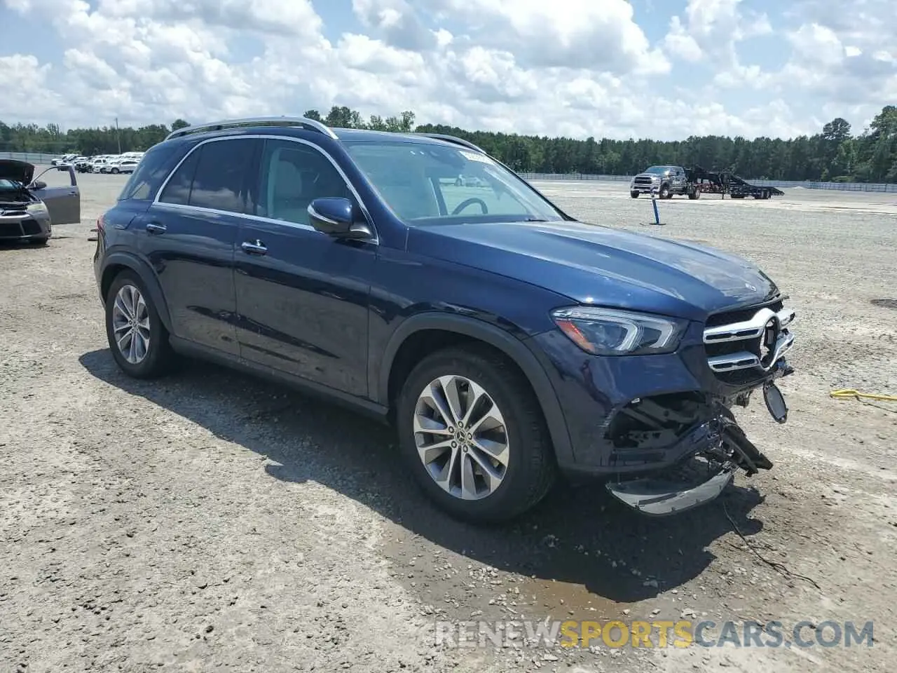 4 Photograph of a damaged car 4JGFB5KB3NA595990 MERCEDES-BENZ GLE-CLASS 2022
