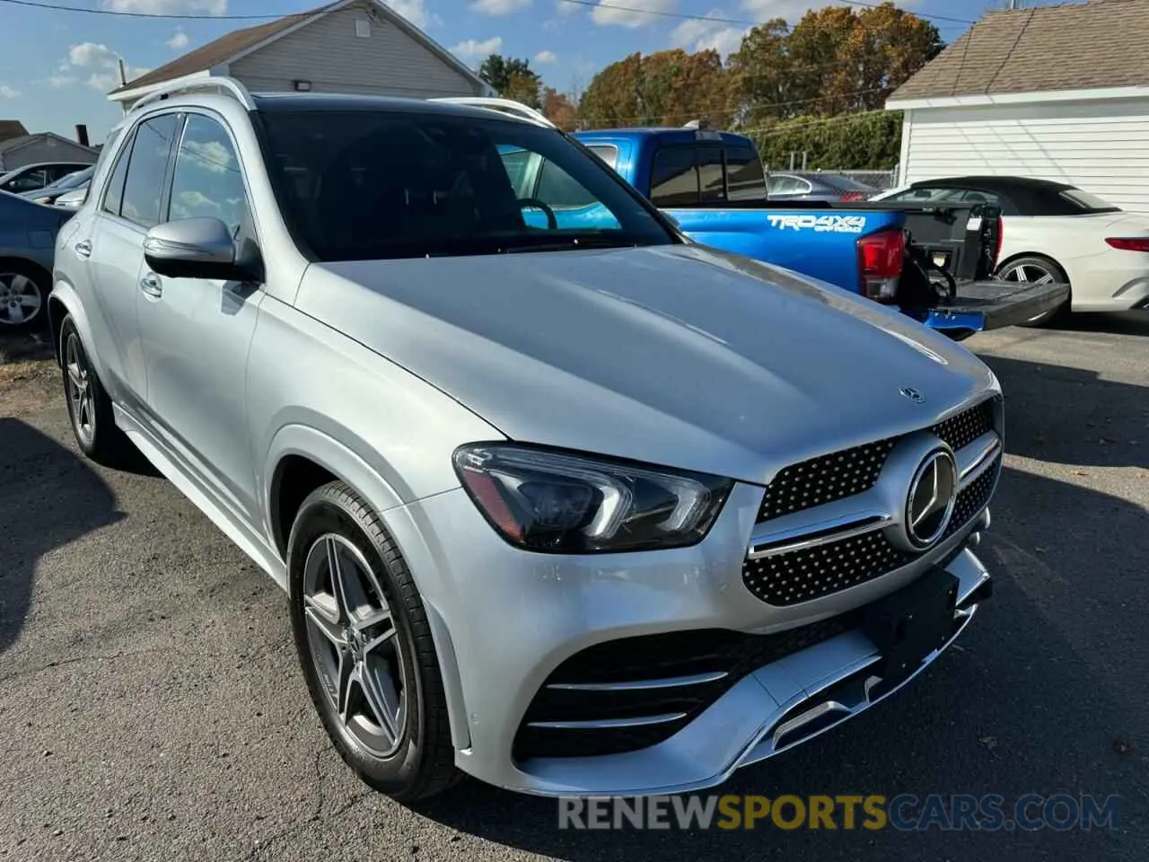 4 Photograph of a damaged car 4JGFB5KB9NA633576 MERCEDES-BENZ GLE-CLASS 2022