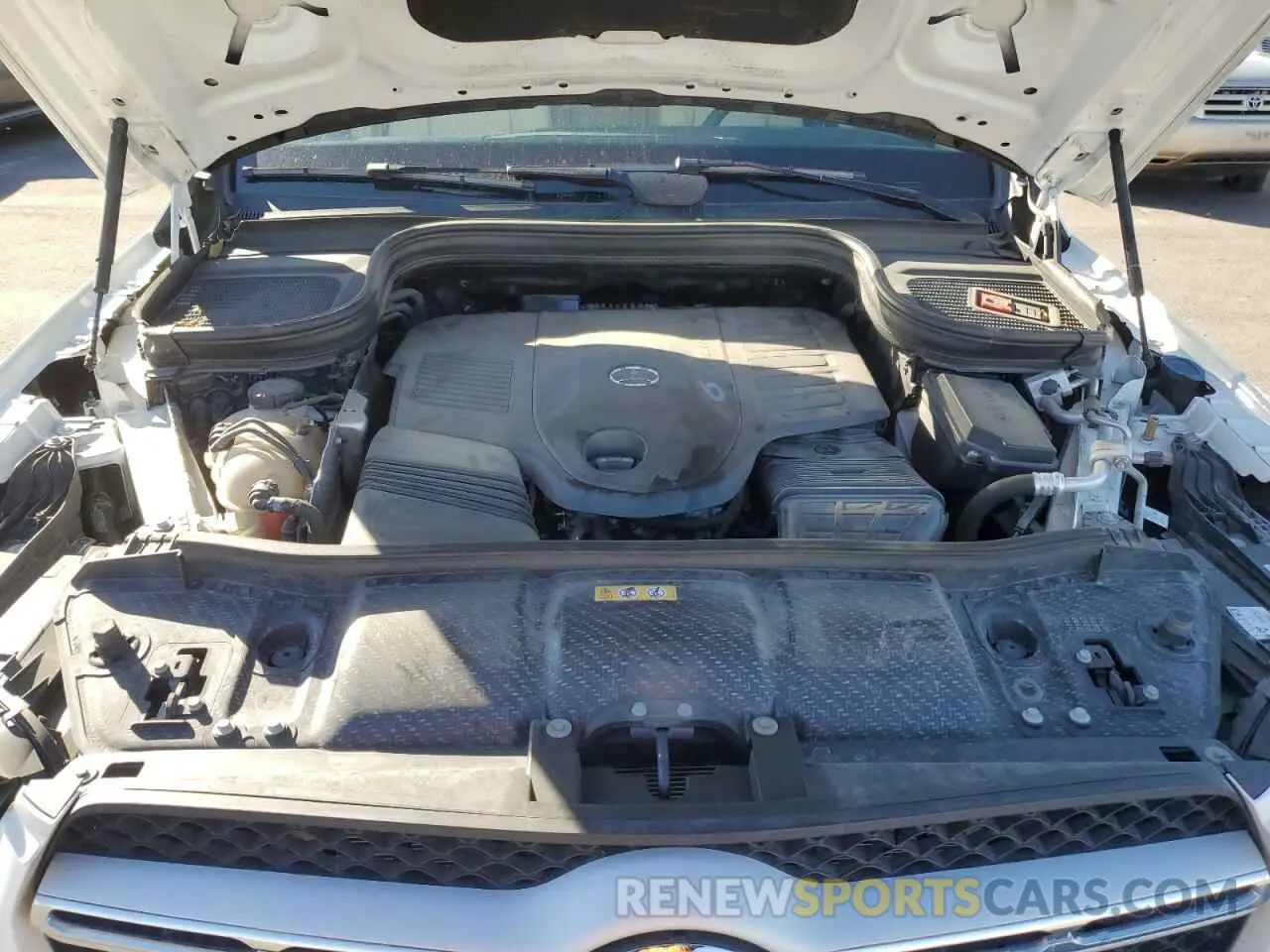 11 Photograph of a damaged car 4JGFB5KE0NA742311 MERCEDES-BENZ GLE-CLASS 2022