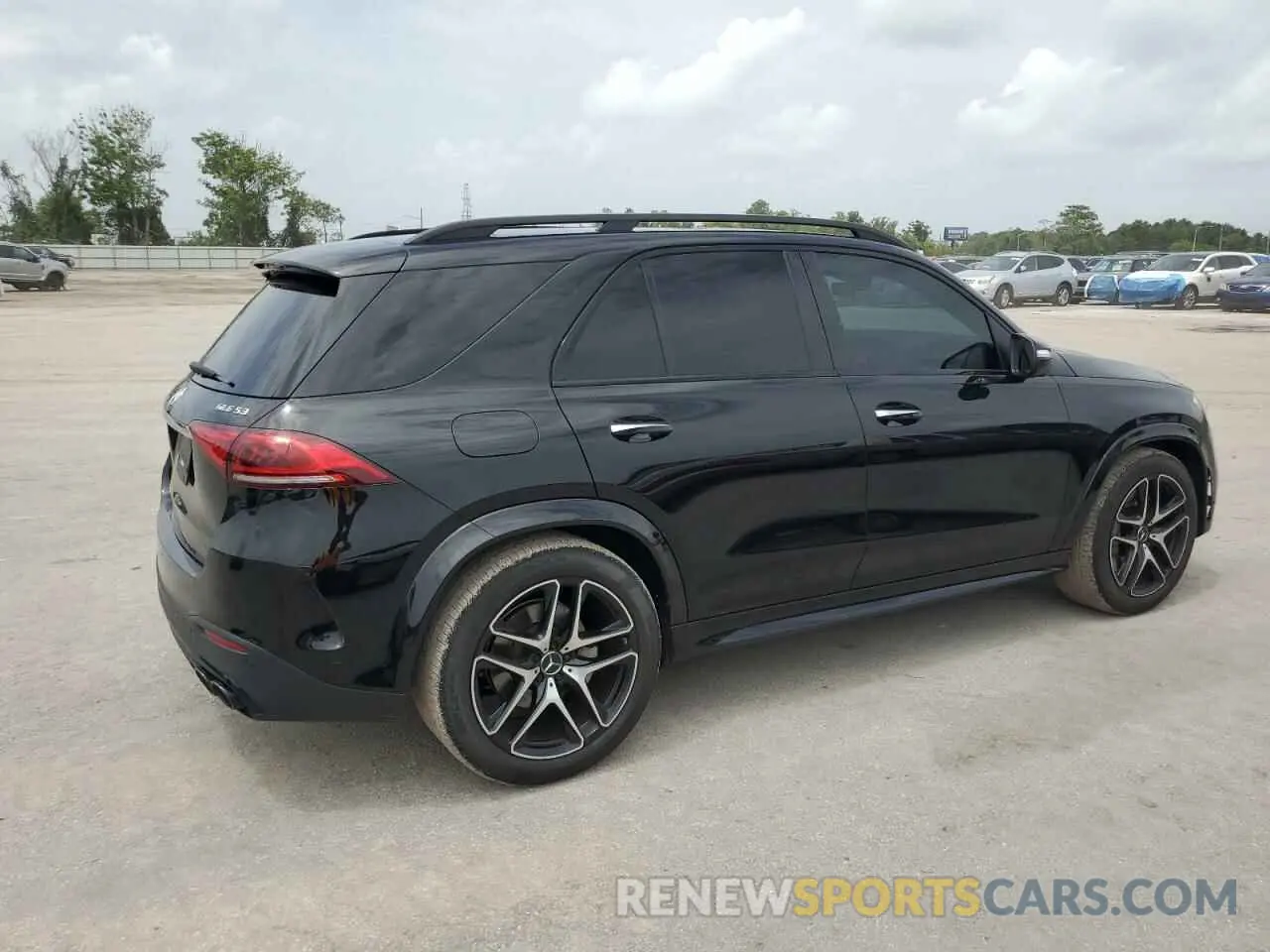 3 Photograph of a damaged car 4JGFB6BB2NA589555 MERCEDES-BENZ GLE-CLASS 2022