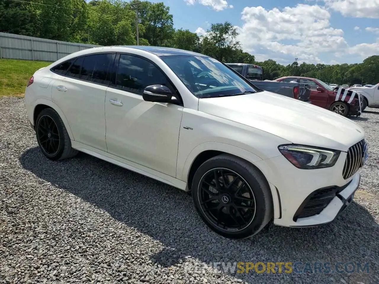4 Photograph of a damaged car 4JGFD6BB3NA599196 MERCEDES-BENZ GLE-CLASS 2022
