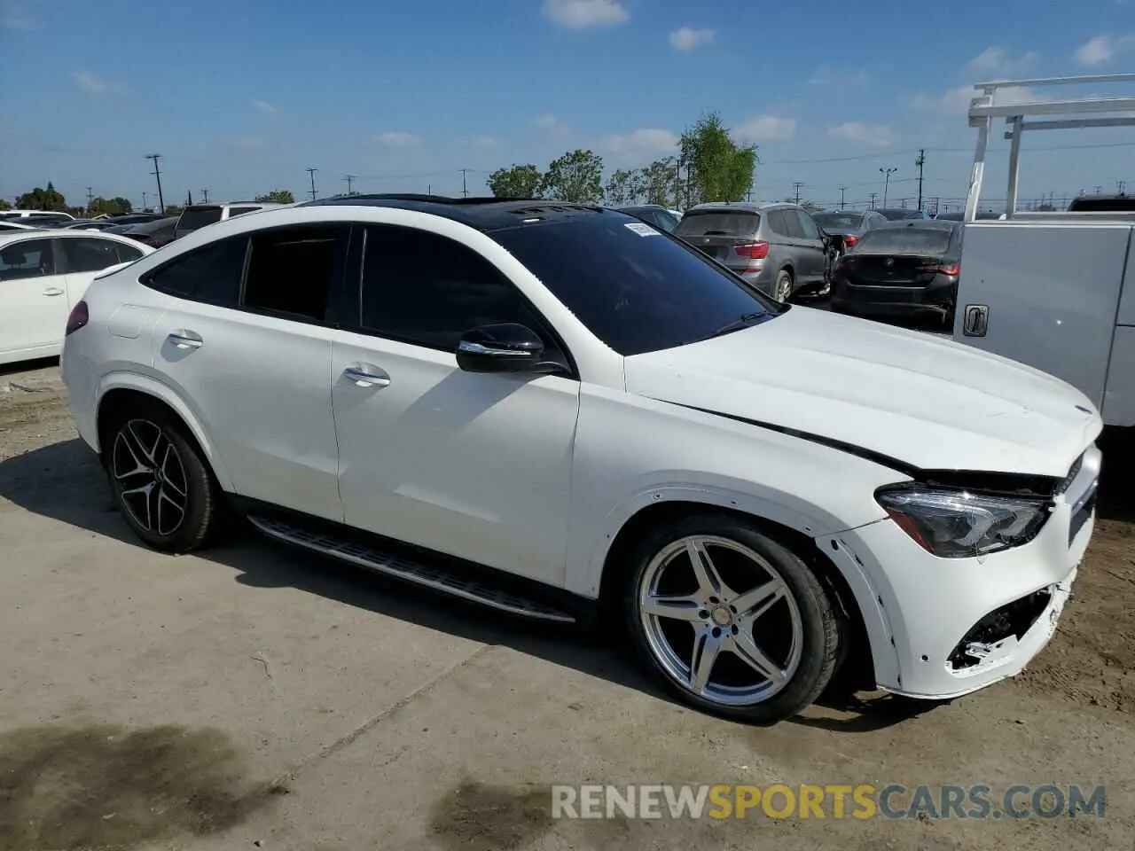 4 Photograph of a damaged car 4JGFD6BB3NA815872 MERCEDES-BENZ GLE-CLASS 2022
