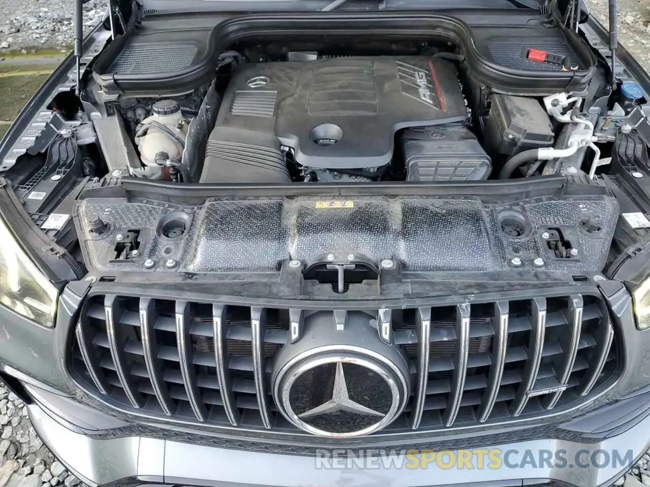 12 Photograph of a damaged car 4JGFD6BB7NA584846 MERCEDES-BENZ GLE-CLASS 2022
