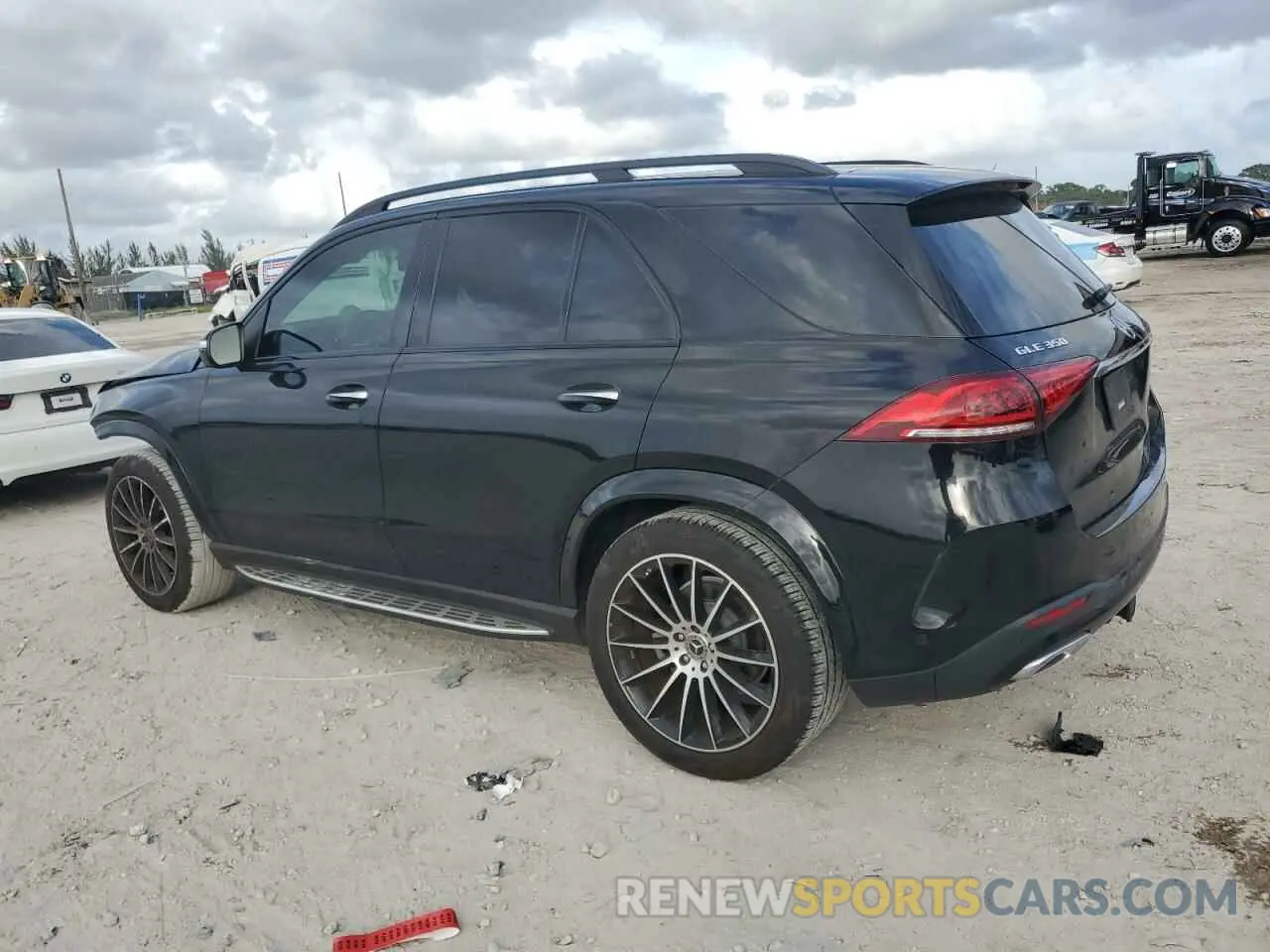 2 Photograph of a damaged car 4JGFB4JB7PA897135 MERCEDES-BENZ GLE-CLASS 2023