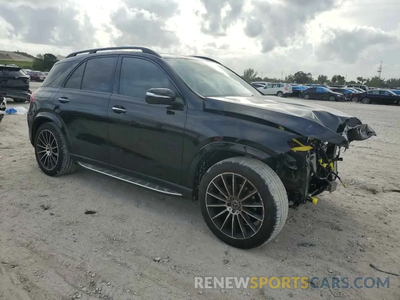 4 Photograph of a damaged car 4JGFB4JB7PA897135 MERCEDES-BENZ GLE-CLASS 2023