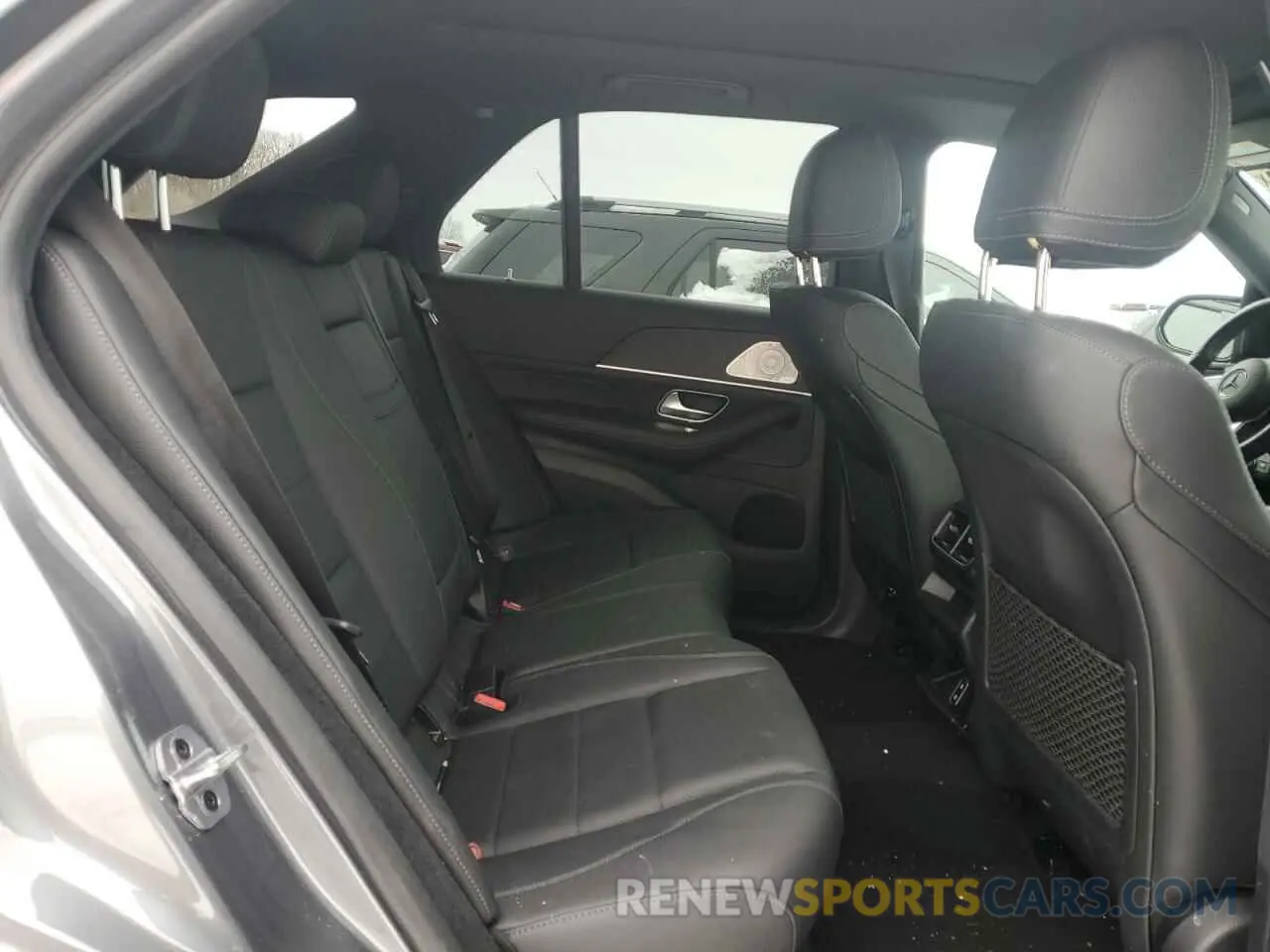 11 Photograph of a damaged car 4JGFB4KB1PA913702 MERCEDES-BENZ GLE-CLASS 2023
