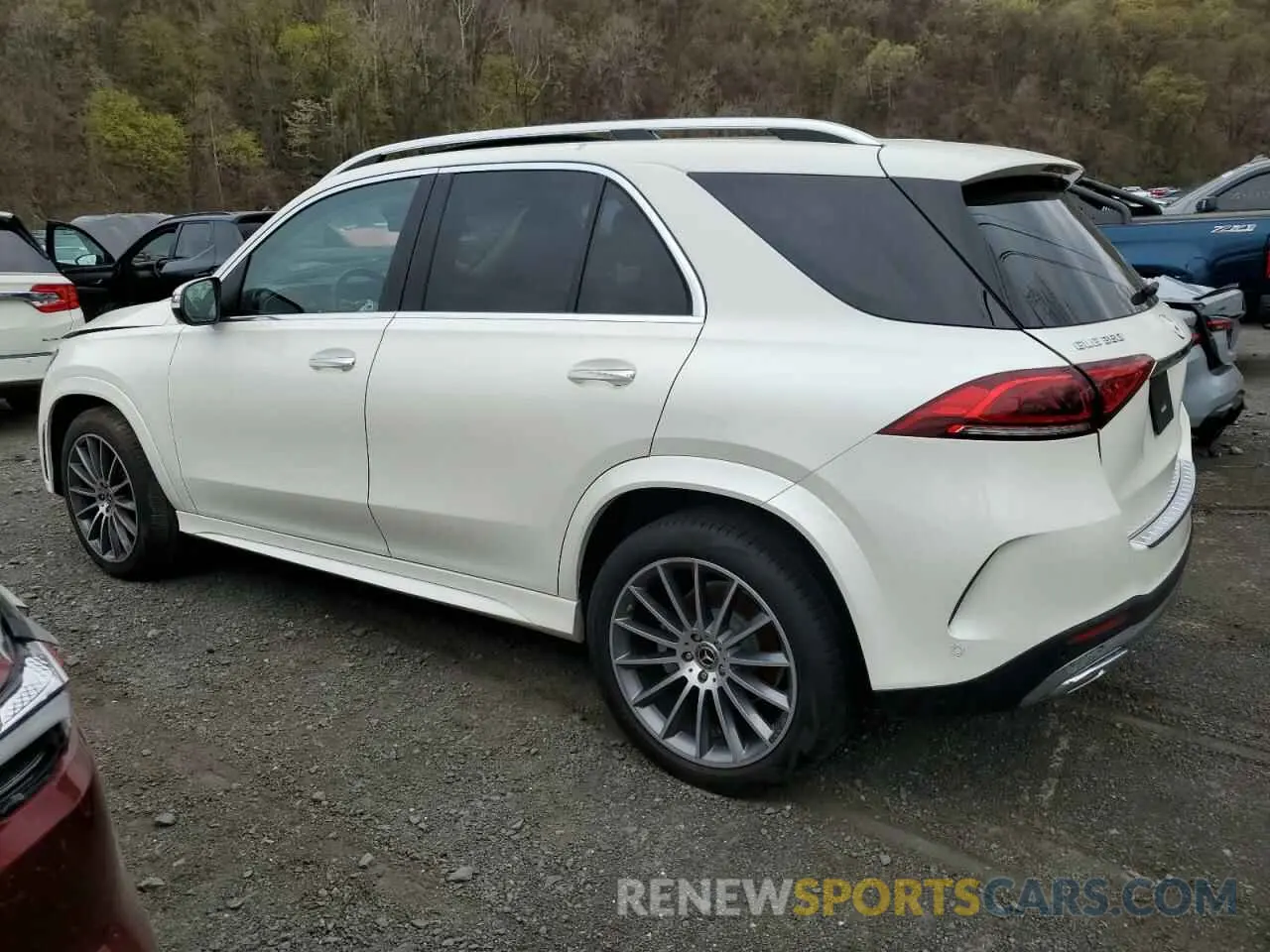 2 Photograph of a damaged car 4JGFB4KB1PA920259 MERCEDES-BENZ GLE-CLASS 2023