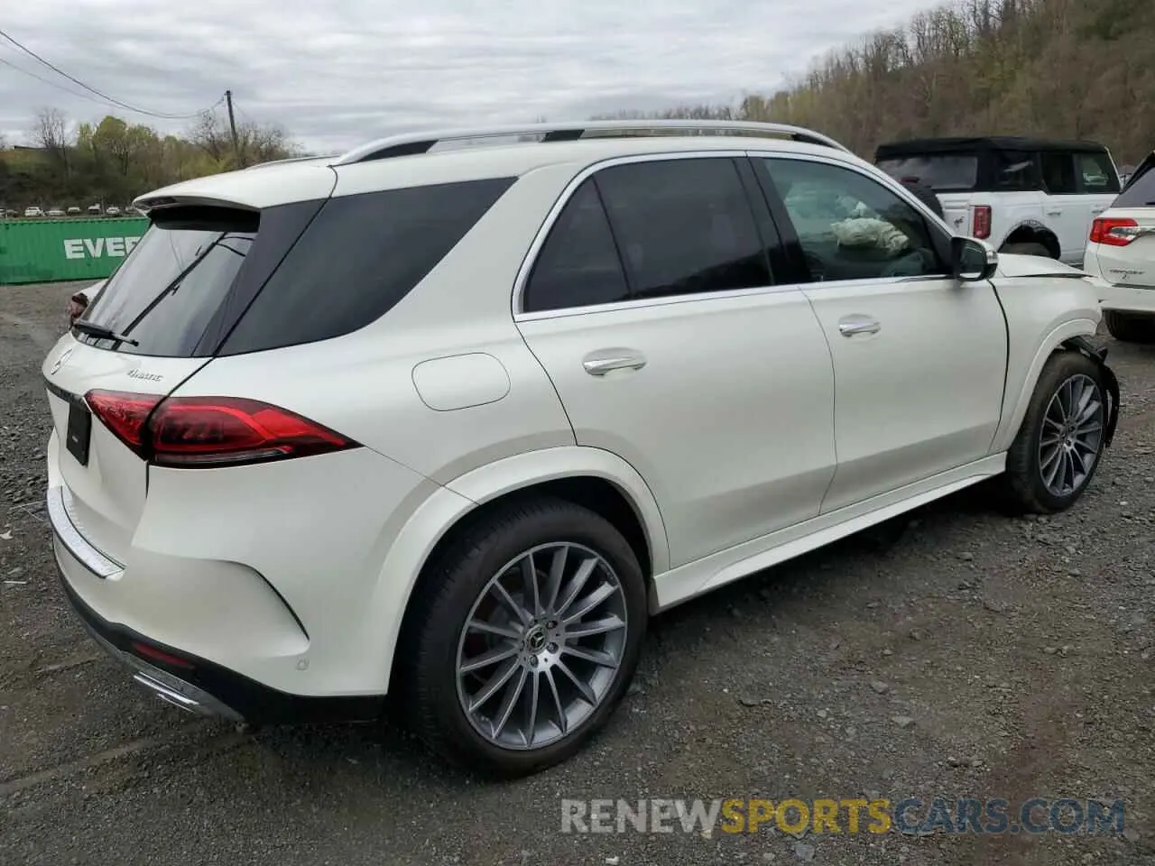 3 Photograph of a damaged car 4JGFB4KB1PA920259 MERCEDES-BENZ GLE-CLASS 2023