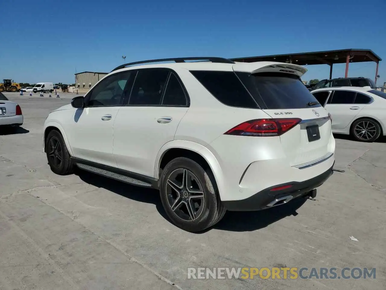 2 Photograph of a damaged car 4JGFB4KB6PA883581 MERCEDES-BENZ GLE-CLASS 2023
