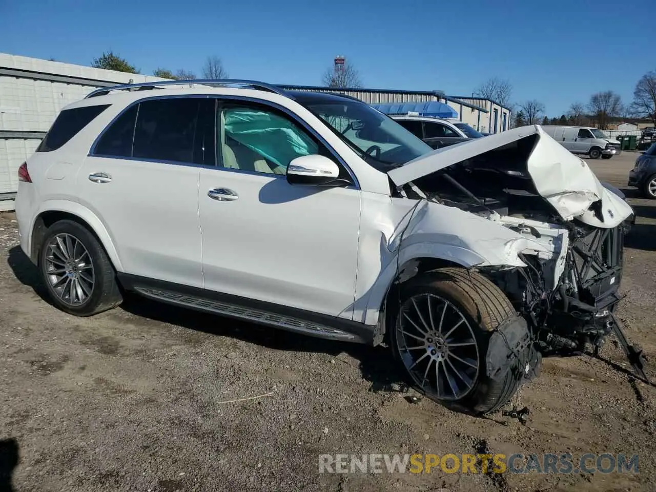 4 Photograph of a damaged car 4JGFB4KB8PA855362 MERCEDES-BENZ GLE-CLASS 2023